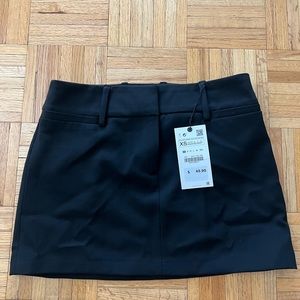 Zara Black Mini Skirt (with tags) (never worn)